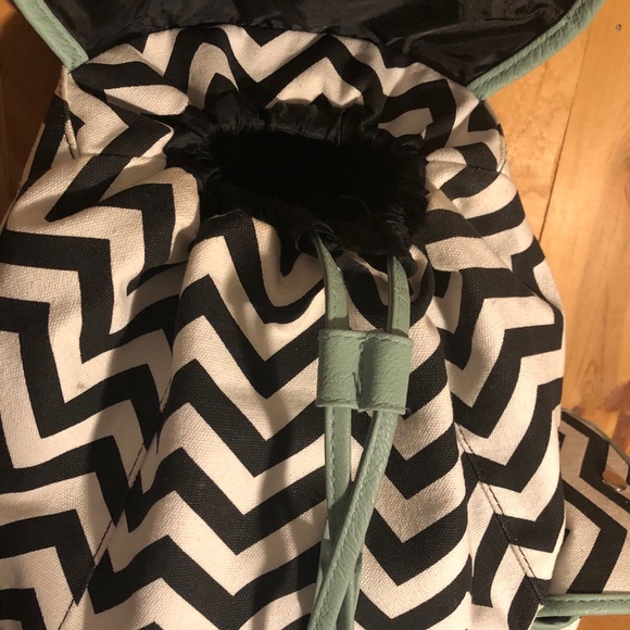Chevron backpack 🤓 - Picture 4 of 5